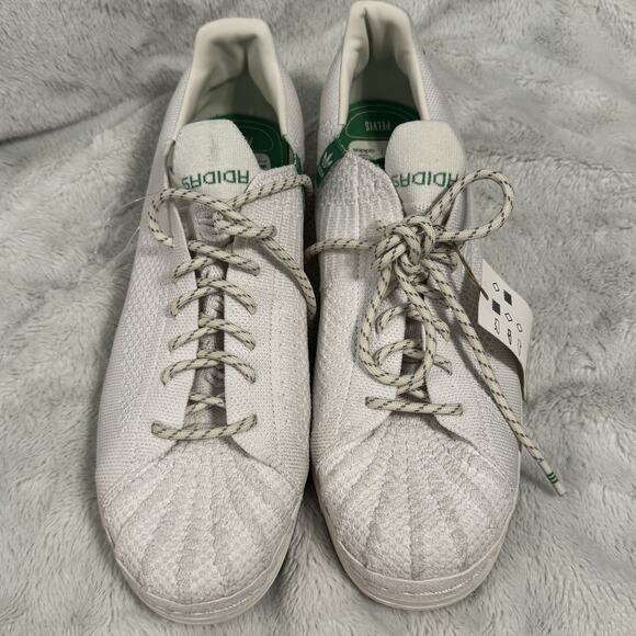 Size 12 - Adidas Pharrell x Superstar Primeknit White - Picture 1 of 8